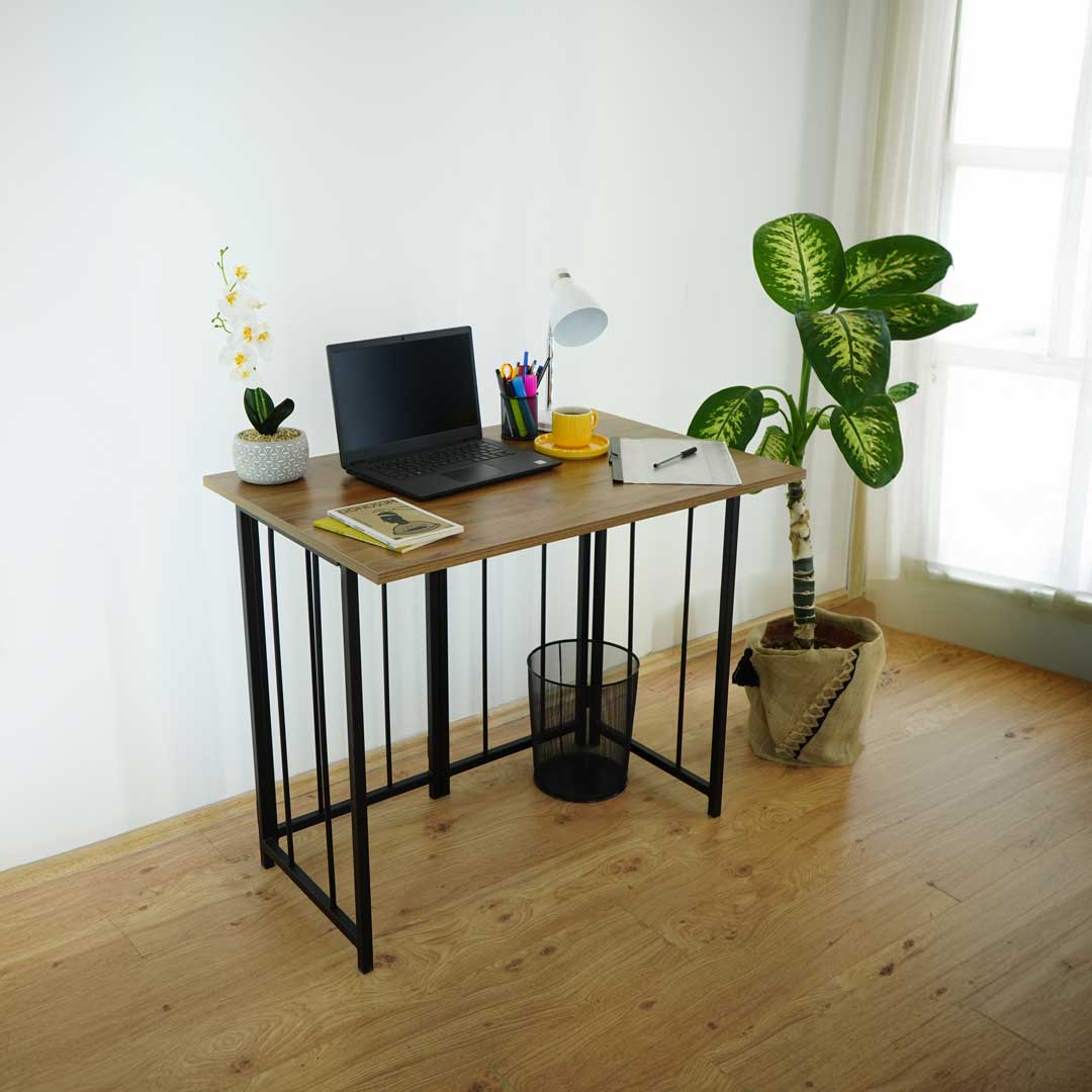 Foldable Table “Copernicus”