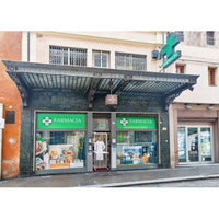 Freestanding Enterance Guard